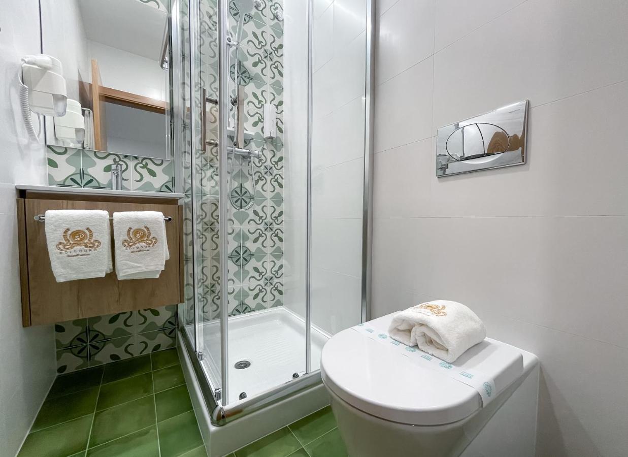 Soldouro Train Suites Авиеро Екстериор снимка